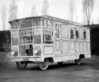 Illustration for article titled Crazy Wooden Homes on Wheels Are Ripped Out of Victorian Dreams